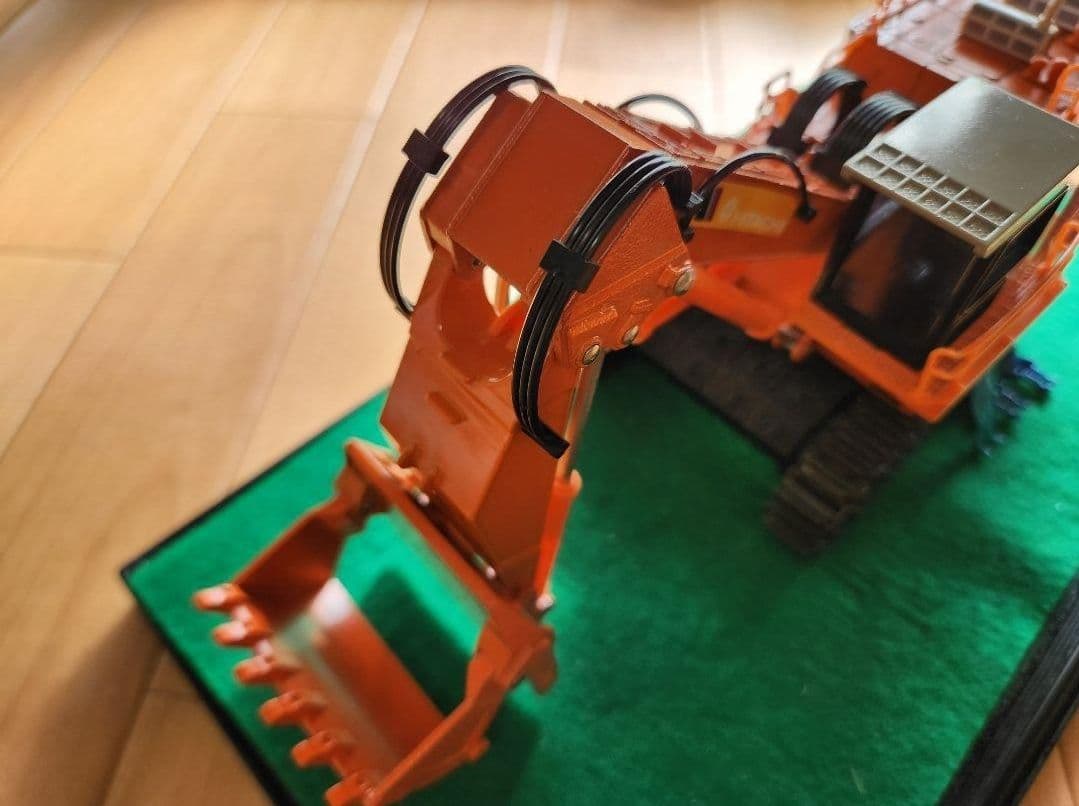 ミニカー HITACHI1800