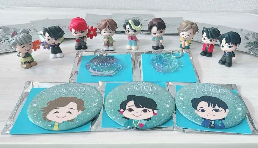 ミセス　FJORD （フィヨルド）ランダム　缶バッジ、フィギュア、アクリルキー