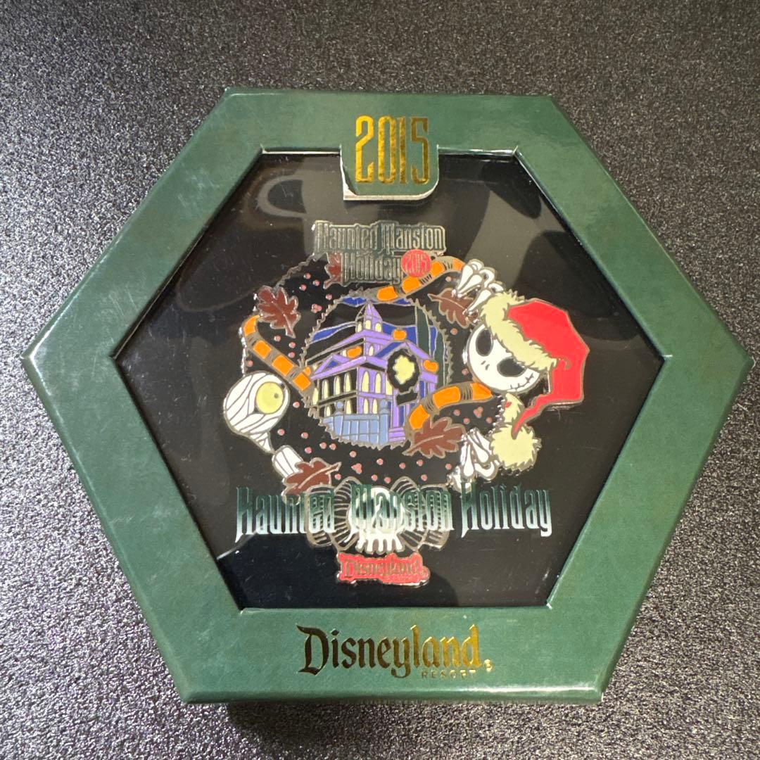 ナイトメアー・ビフォア・クリスマス ホリデーナイトメア ピンバッジ