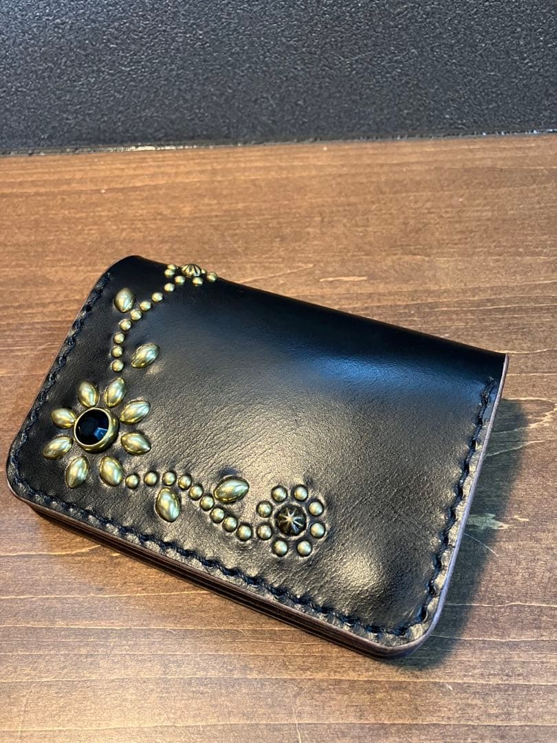 財布・ケース・小物入れ ALIVE