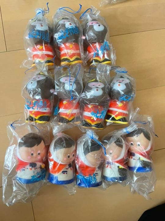 京都銀行　おとぎ銀行　サル7個　あかずきん5個　貯金箱