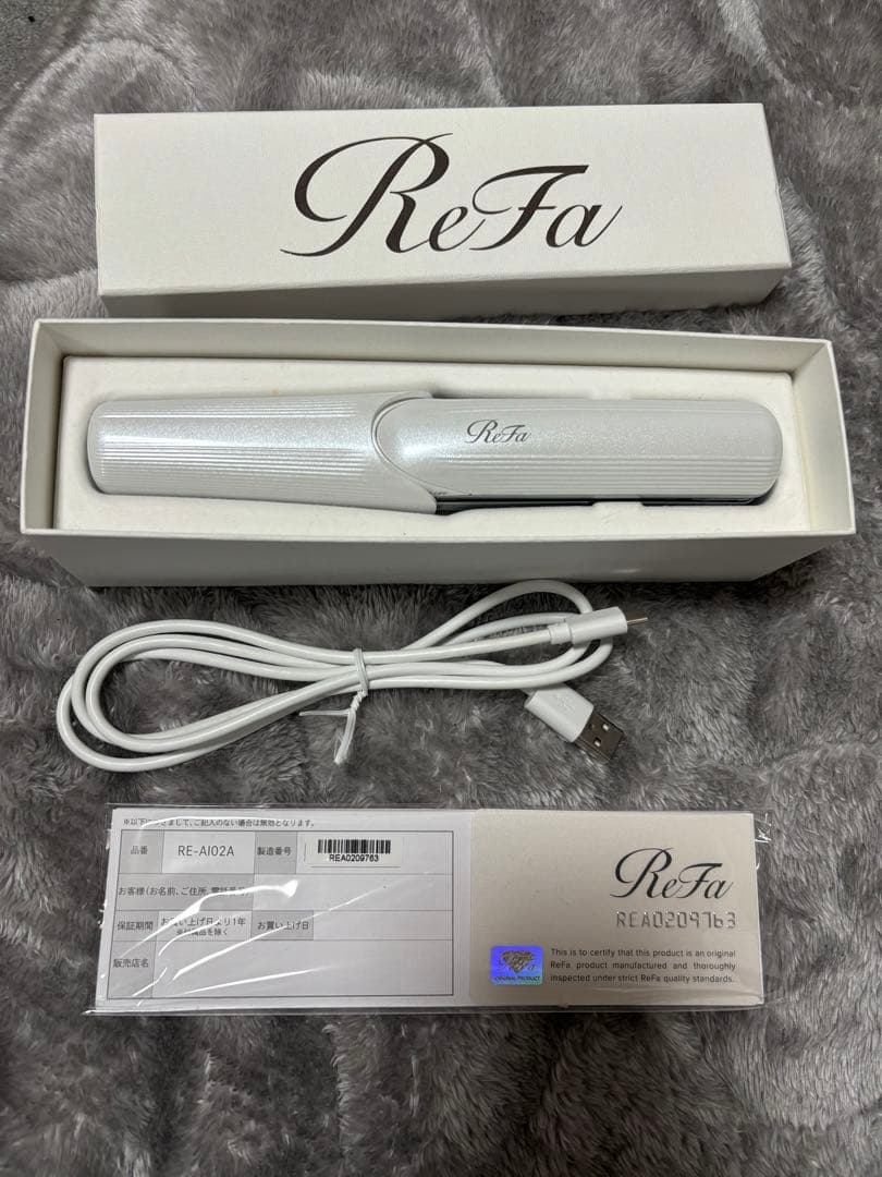 リファビューテック　フィンガーアイロン　ホワイト