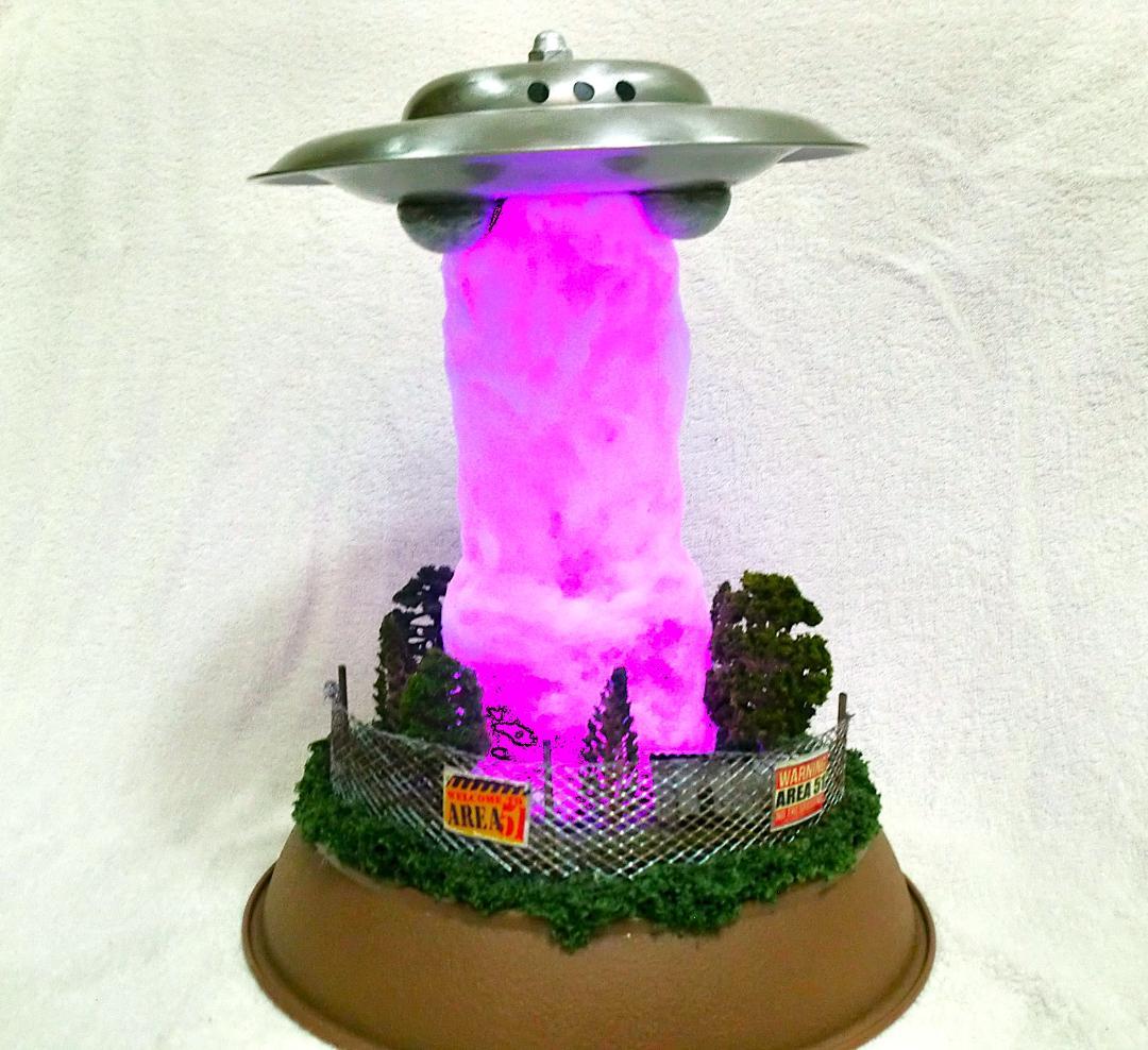 エリア５１ジオラマシリーズ金属製UFOフィギュア コードレスタイプ