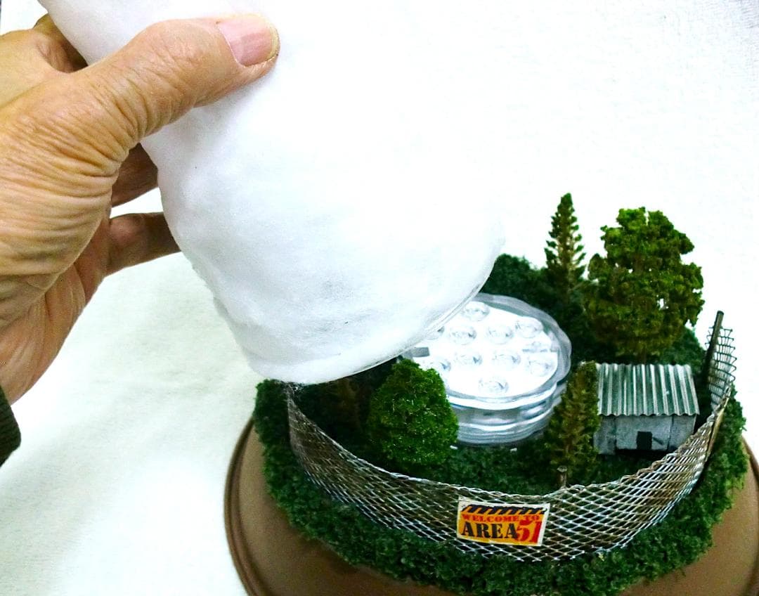 エリア５１ジオラマシリーズ金属製UFOフィギュア コードレスタイプ