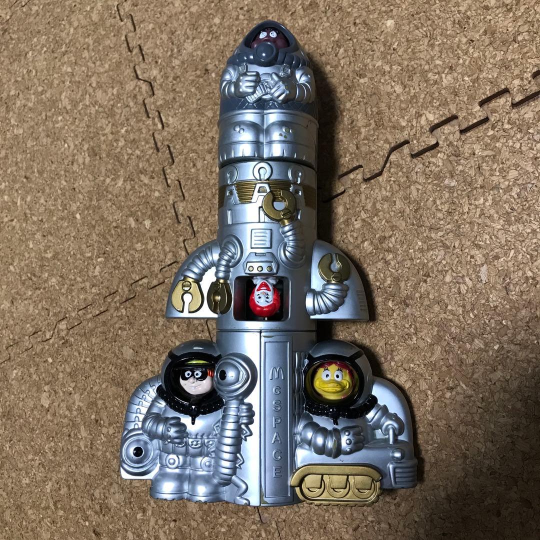 マクドナルド　宇宙服キャラクター付き全種セット　バラ売り不可