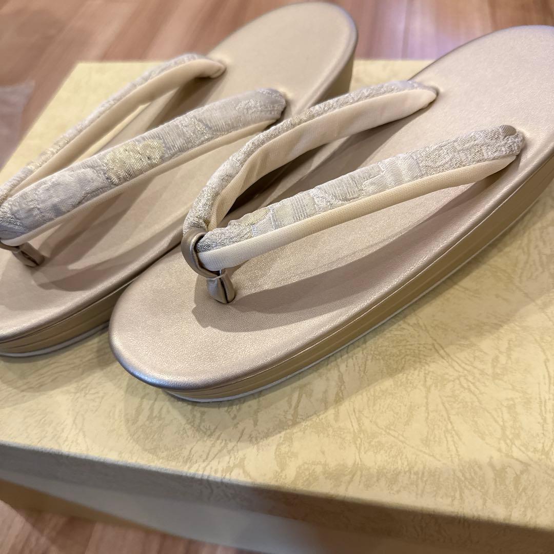 草履バッグセット　ゴールド和装・留袖黒留袖M 22.5-23.5 七五三　結婚式