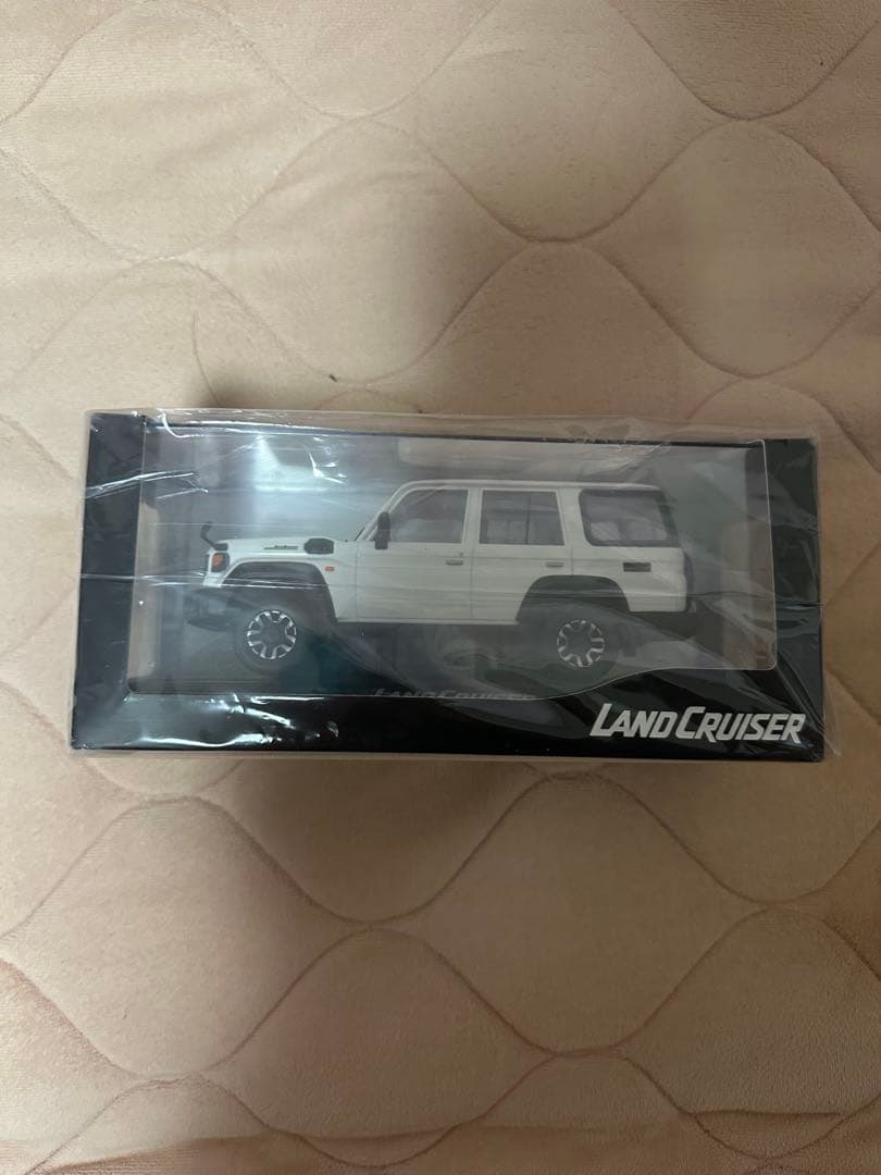 ランクル70 サンプルカラーミニカー