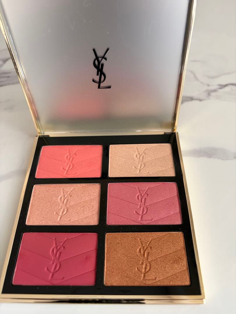 イブサンローラン⭐︎YSLクチュールフェイスパレット 2025 ホリデー