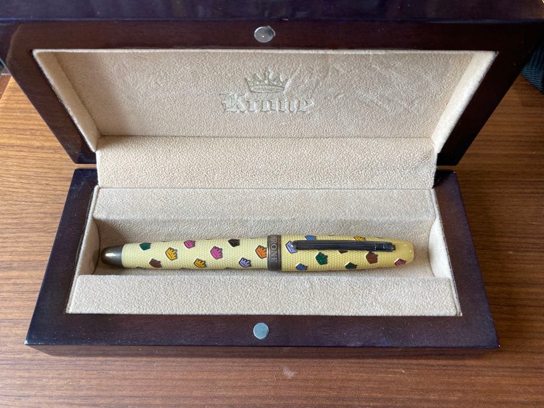 クローネ　万年筆