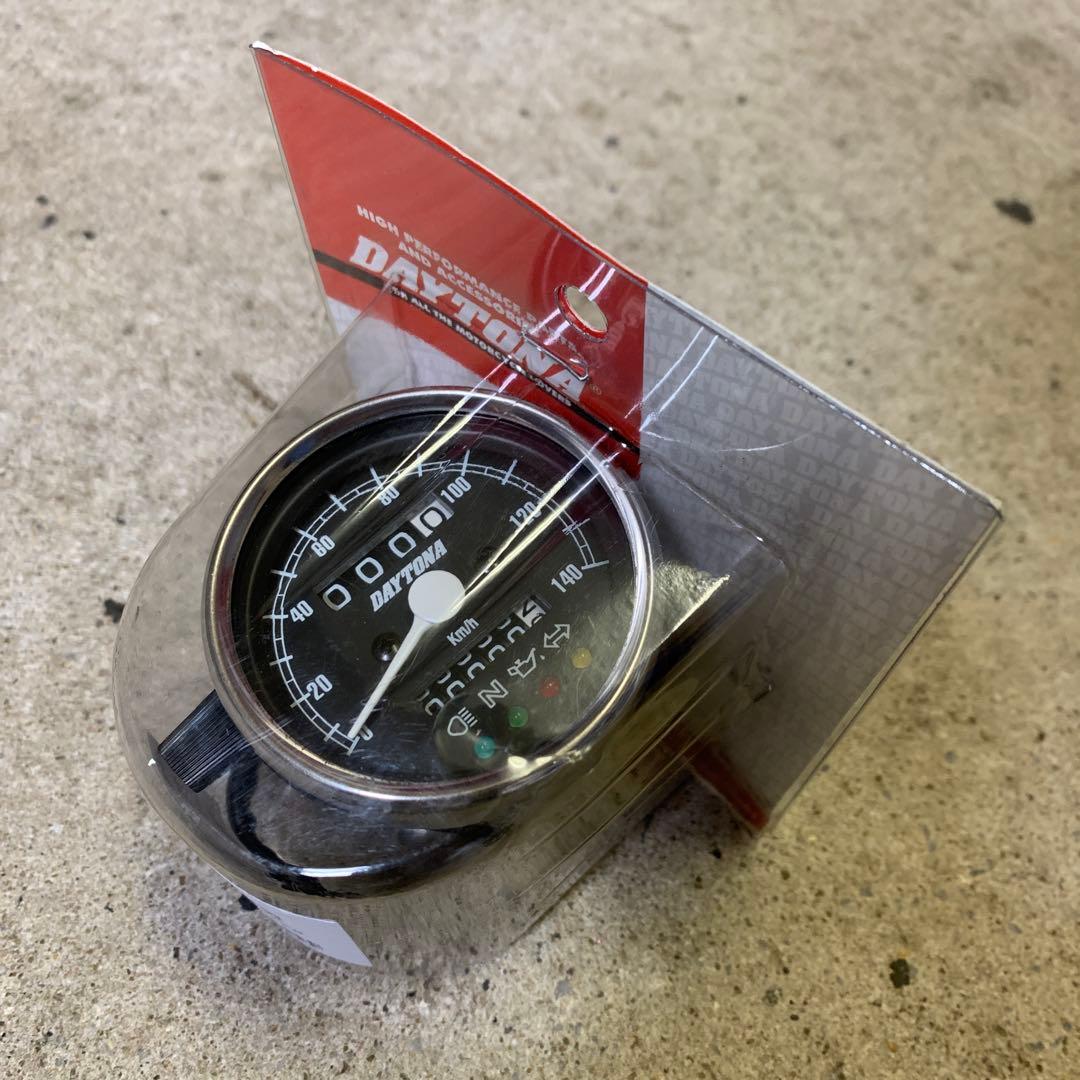 デイトナ 機械式 スピードメーター 未使用品 ステンレスボディー