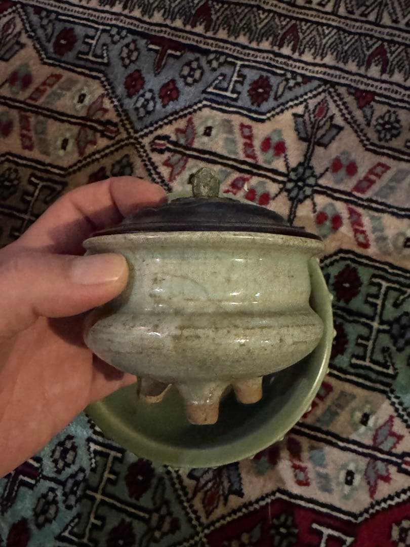‼️最後の値段出します‼️リサイクルFORT‼️中国の青磁香炉‼️緑石の木蓋付