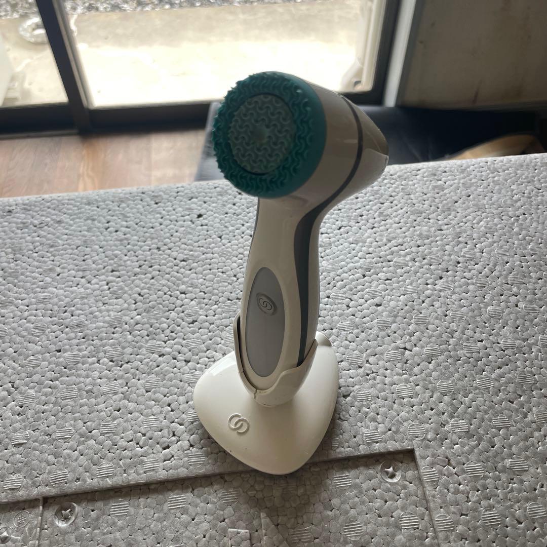 ルミスパ　ニュースキン　洗顔ブラシ ホワイト/ブルー