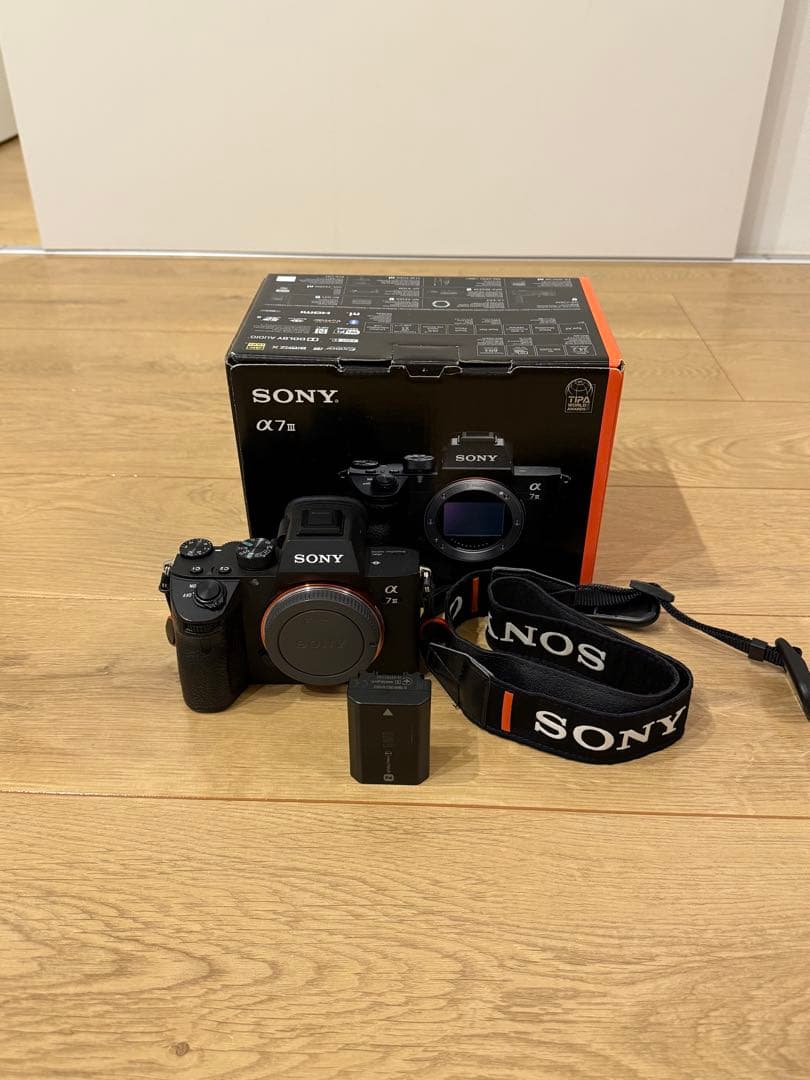 SONY α7 III ミラーレス一眼カメラ 本体