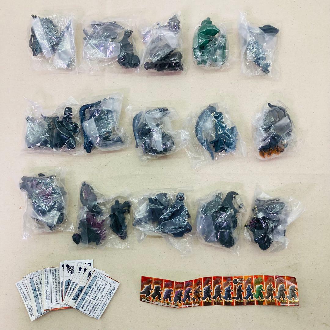 バンダイ　ゴジラクロニクル　50th　1954-2004　15種　コンプ