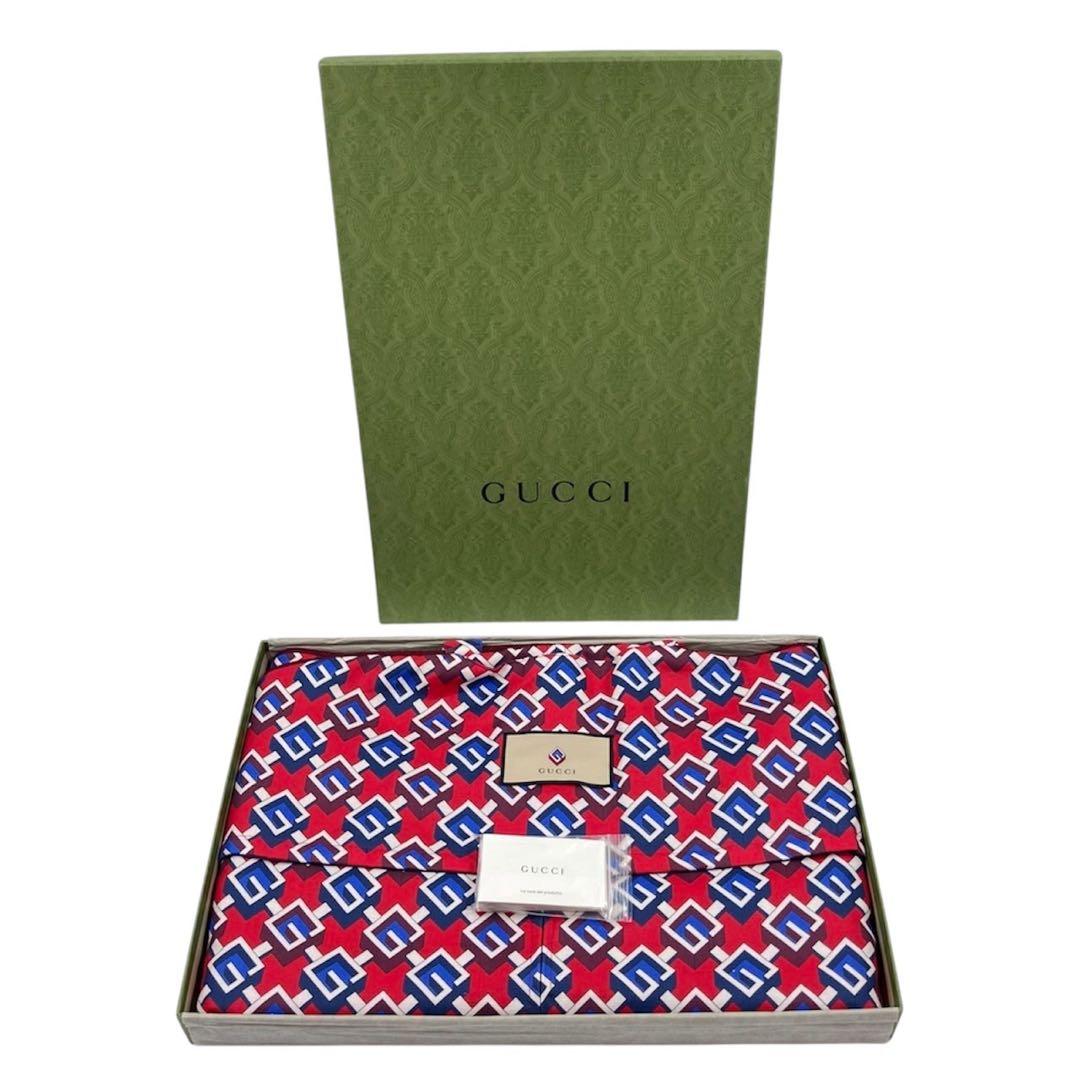 ✨未使用品✨GUCCI ガーメント レッド　ジオメトリックG
