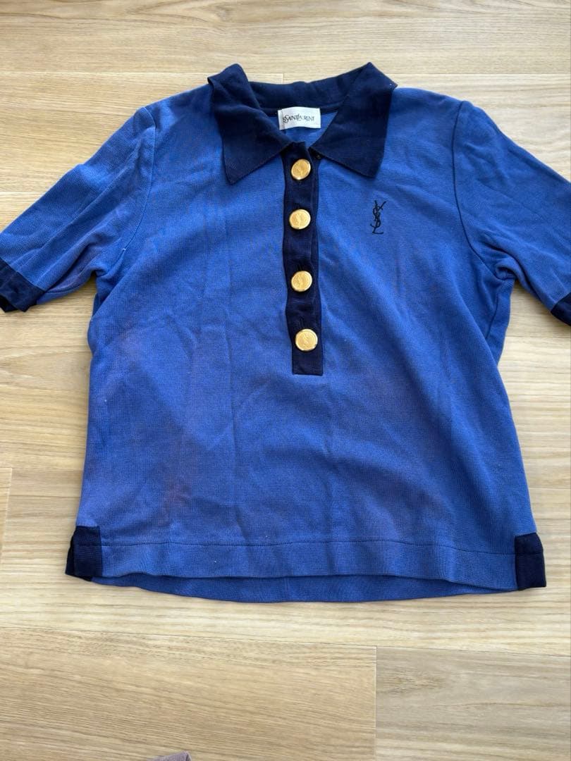 イヴサンローラン ポロシャツ 半袖 金ボタン ロゴ刺繍　ブルー