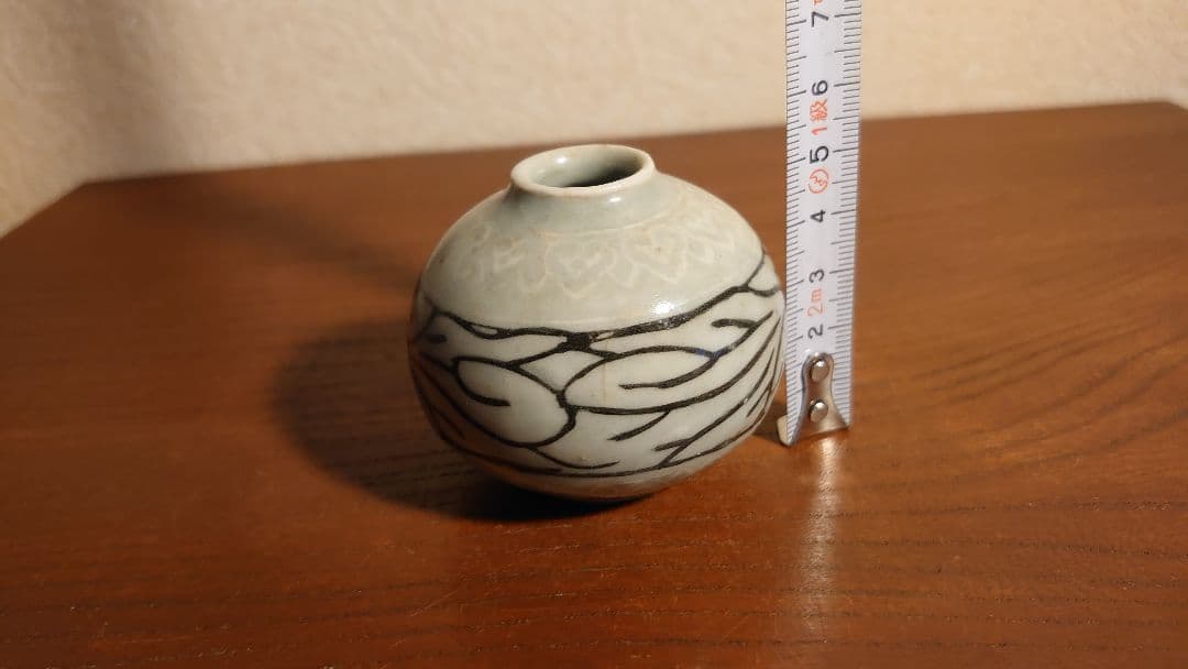 李朝　小壺　象嵌　白釉　古玩　京焼　アンティーク李朝　１客
