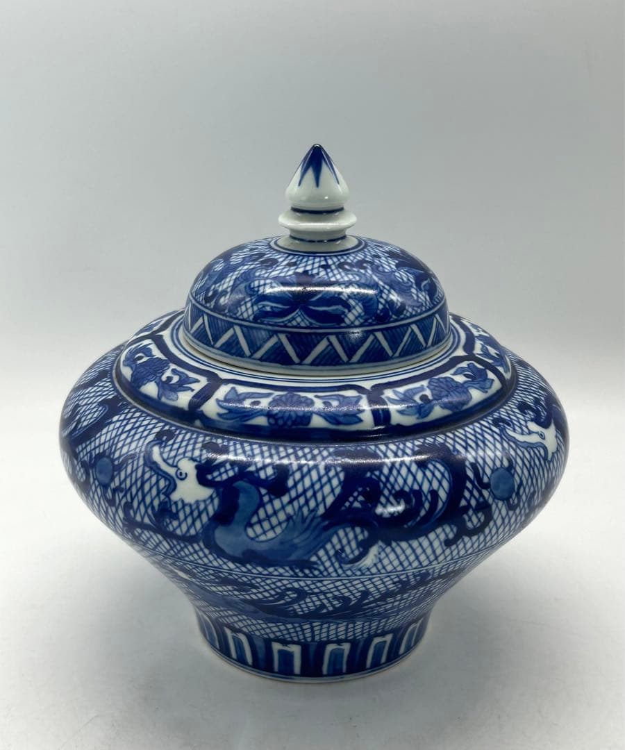 中国　染付　龍鳳紋蓋付壺　大清雍正年製銘　送料込み0814