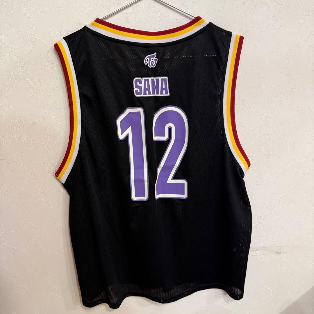 TWICE SANA ユニホーム