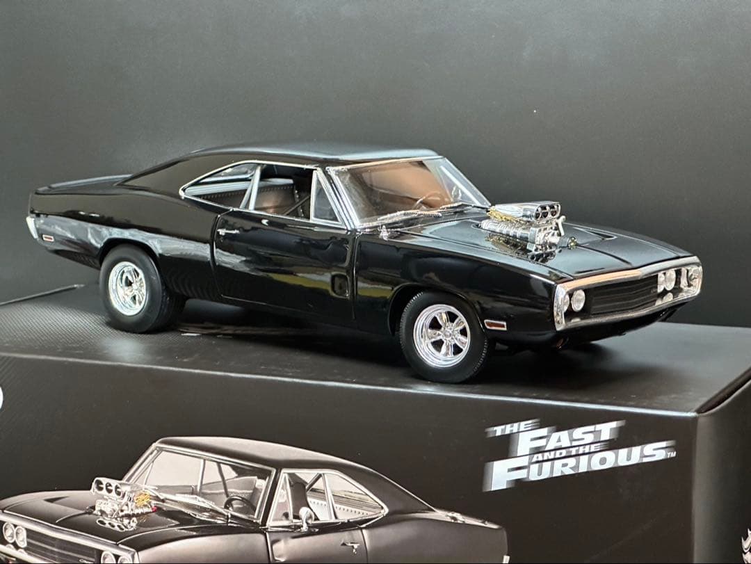 ワイルドスピード1/18 HotWeels （エリート）DodgeCharger