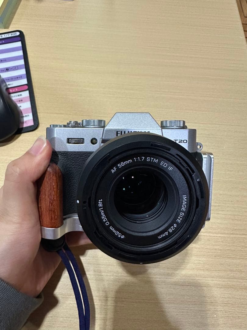 FUJIFILM X-T20 ミラーレス一眼 本体とレンズ付き