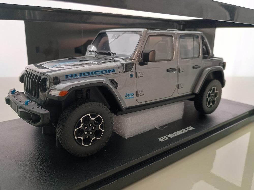 京商 GTスピリット ジープ ラングラー Jeep Wrangler 1/18