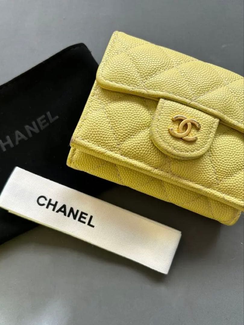 イエロー 三つ折り財布 マトラッセ イエロー