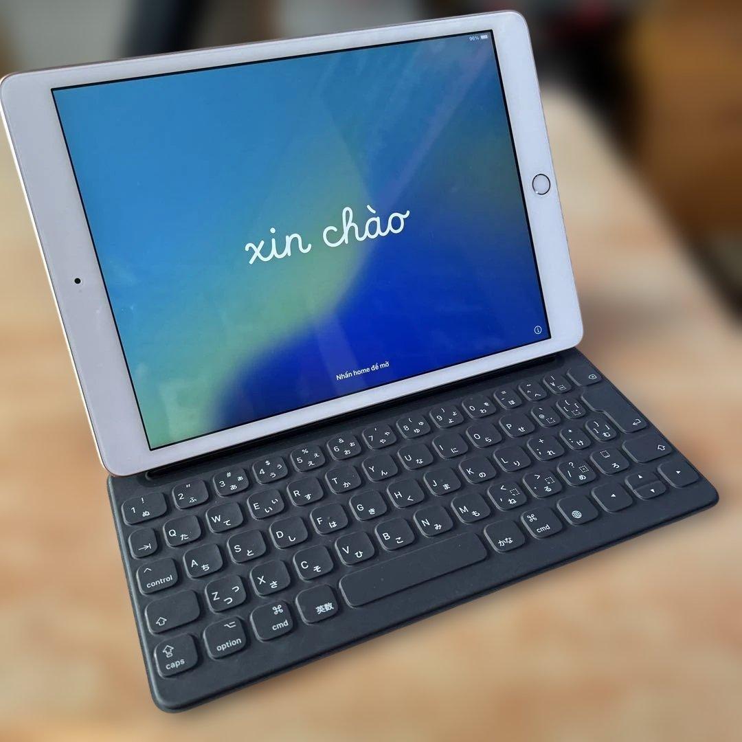 iPad 第7世代 128GB ゴールド Wi-Fi 純正スマートキーボード