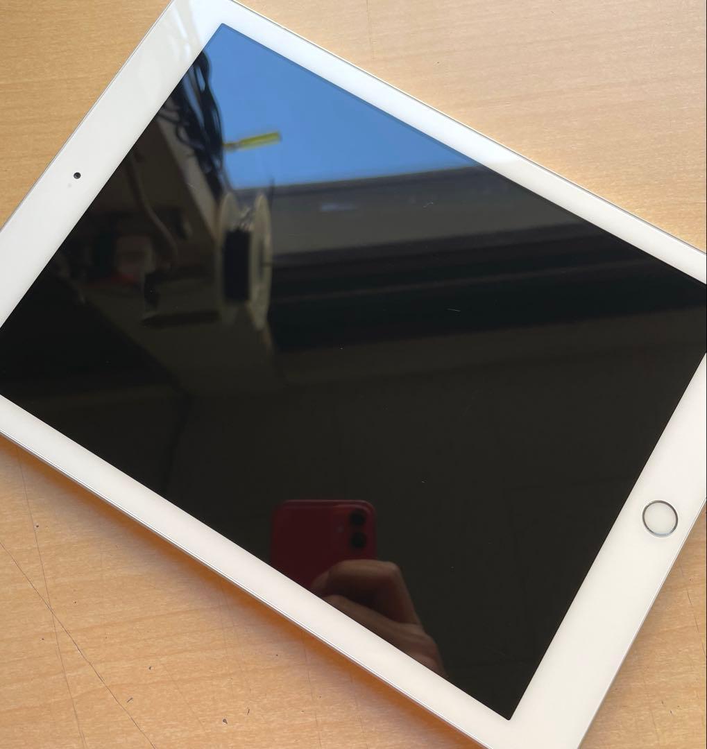 iPad 第6世代　A1893　Wi-Fiモデル　シルバー　32GB #2