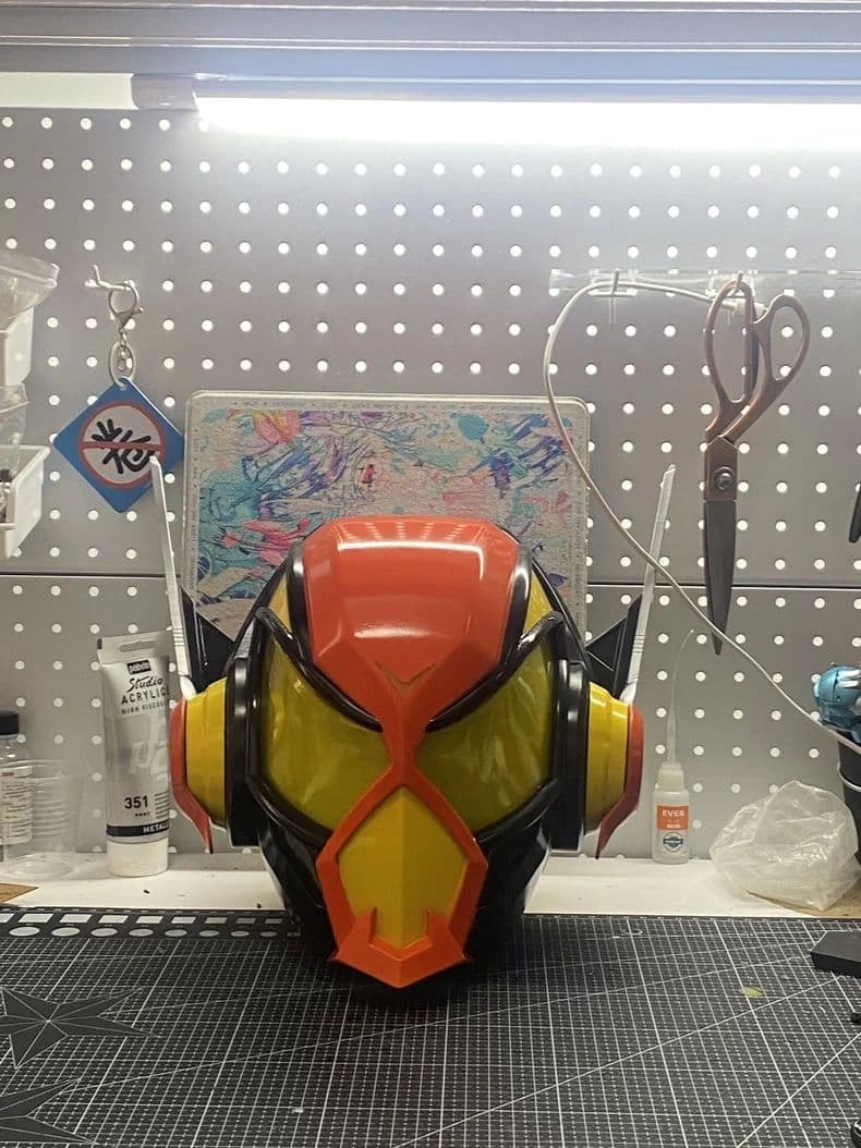 仮面ライダーブラム マスク 大人着用可能 特撮コスプレ用