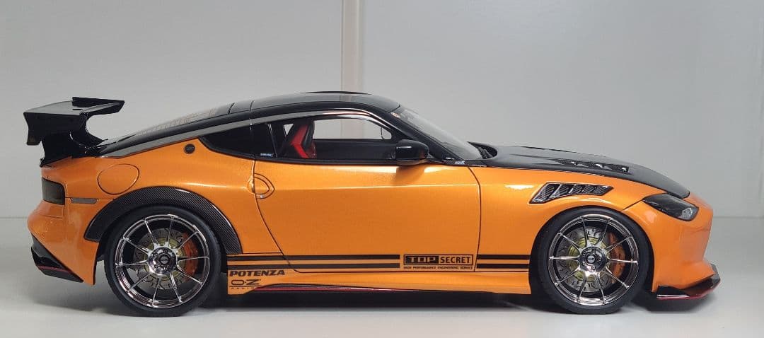ミニカー 1/18 TOP SECRET Fairlady Z (RZ34)