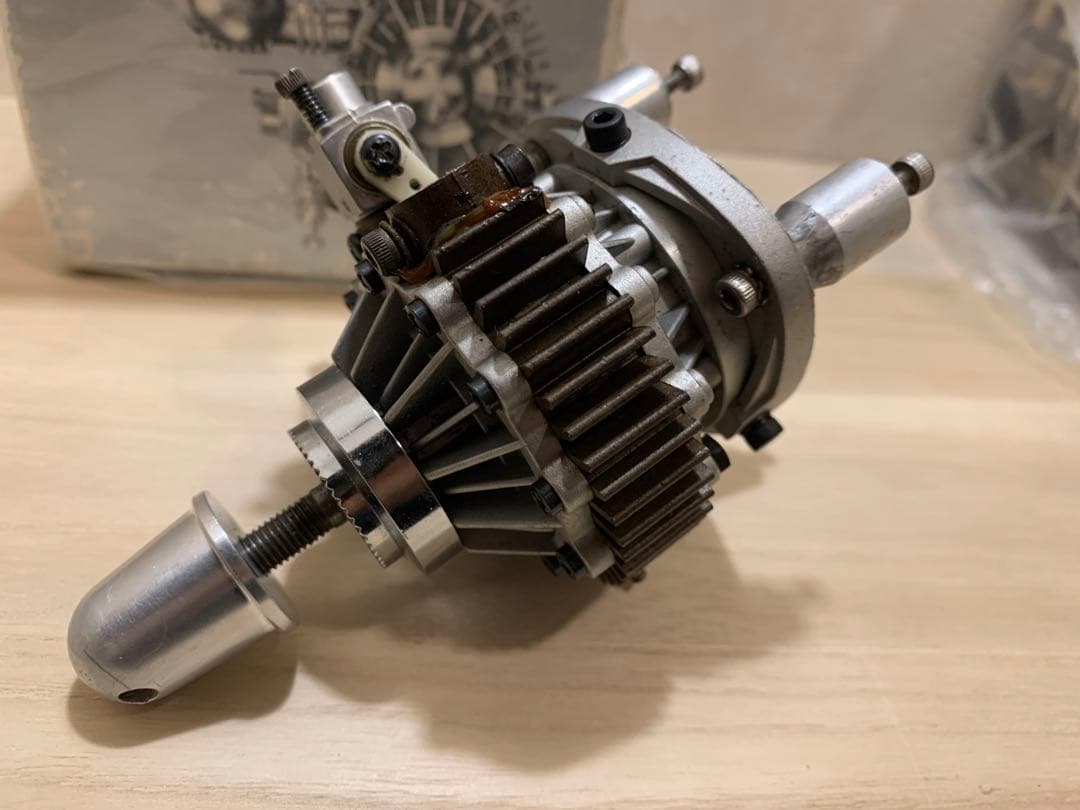 OS NSU WANKEL ロータリーエンジン　模型