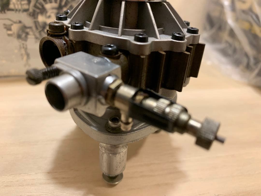 OS NSU WANKEL ロータリーエンジン　模型