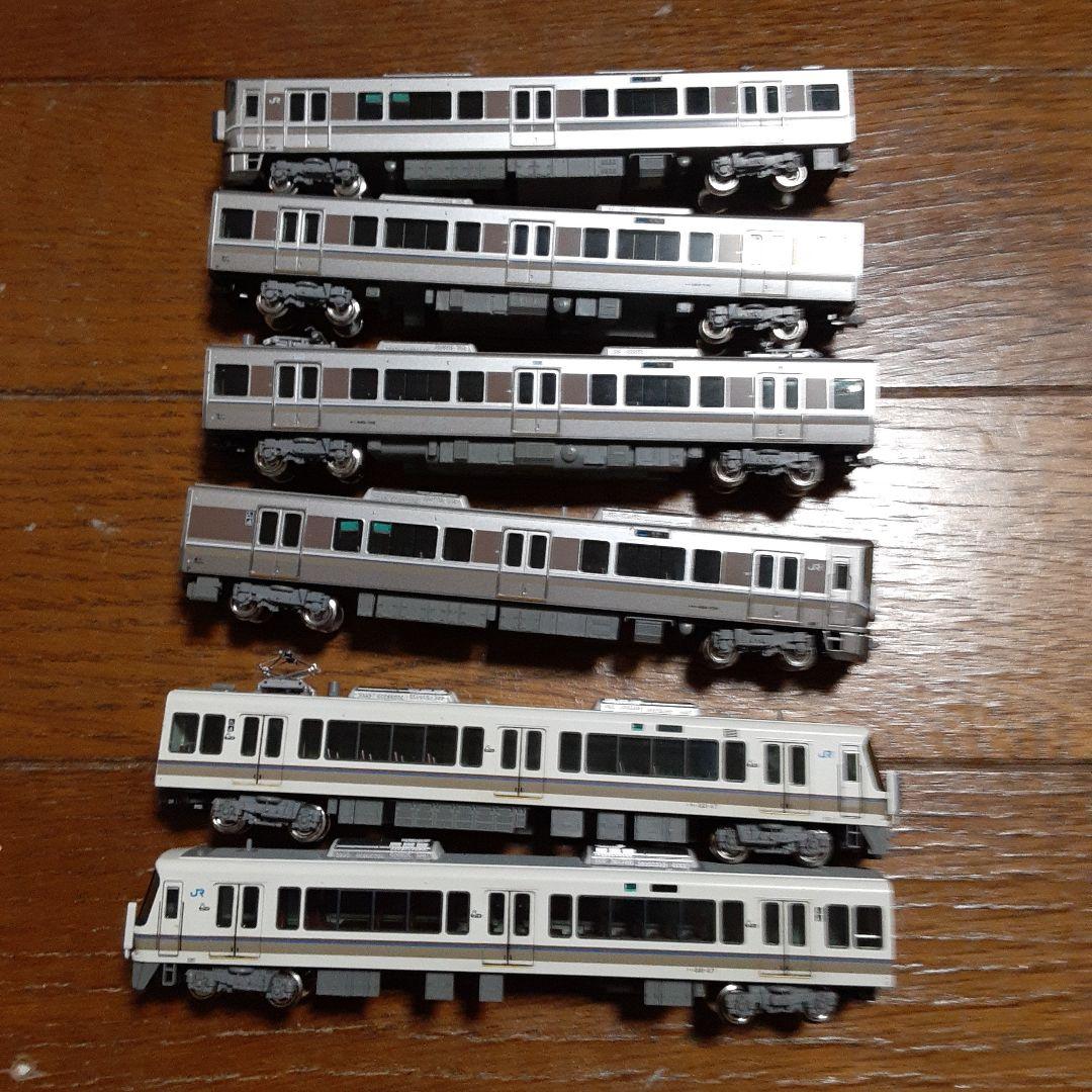 m*a様 225系、221系