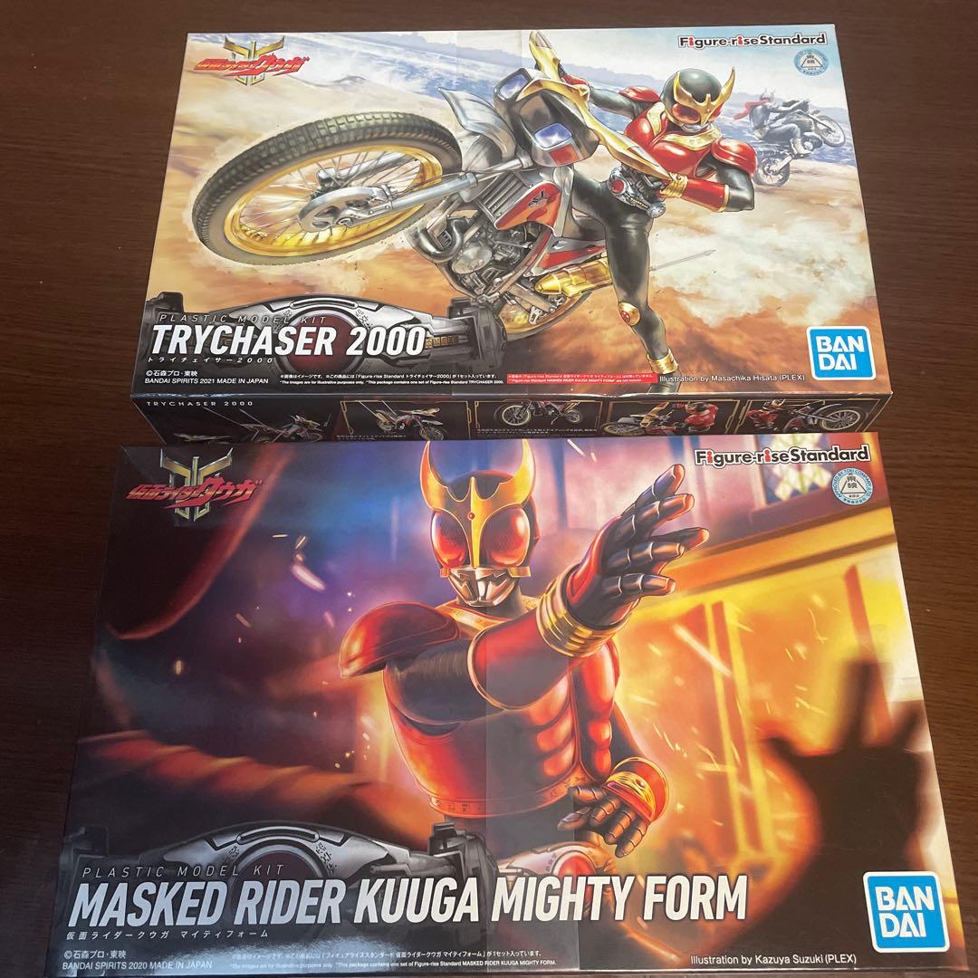【プラモデル】仮面ライダークウガ マイティフォーム & トライチェイサー2000