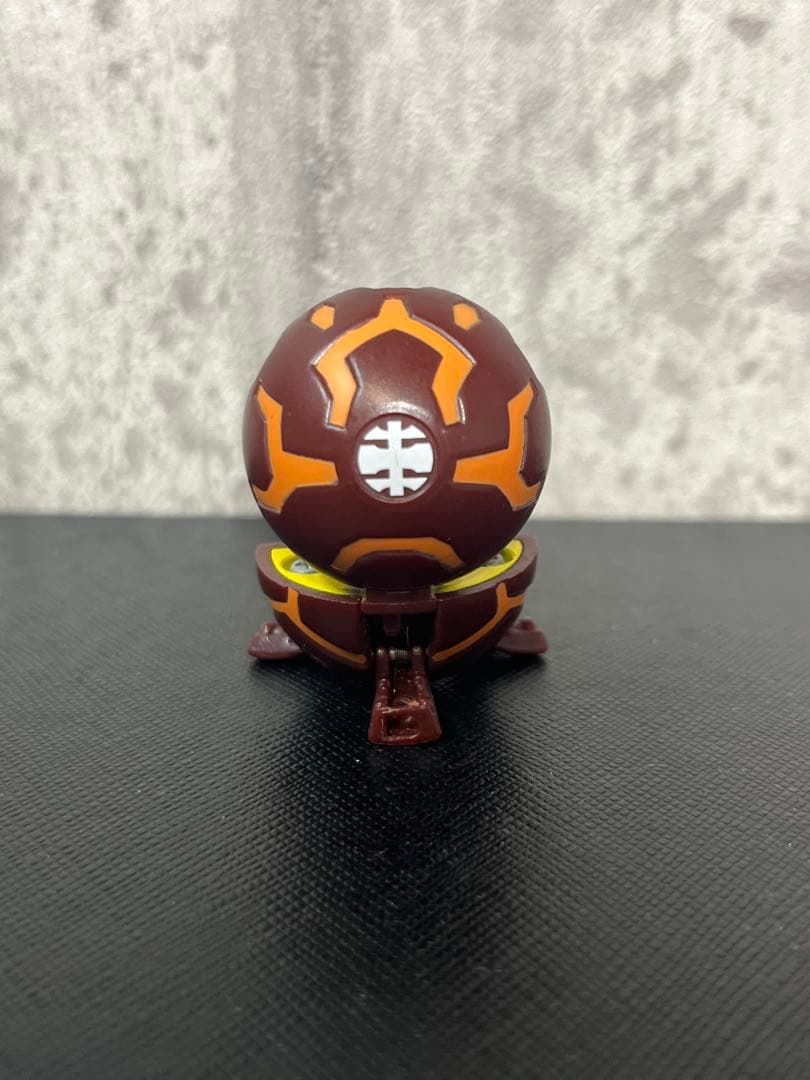 初期爆丸 ジャガーノート　土属性　希少