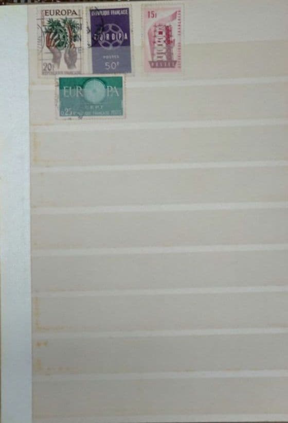 主にフランスの使用済み切手