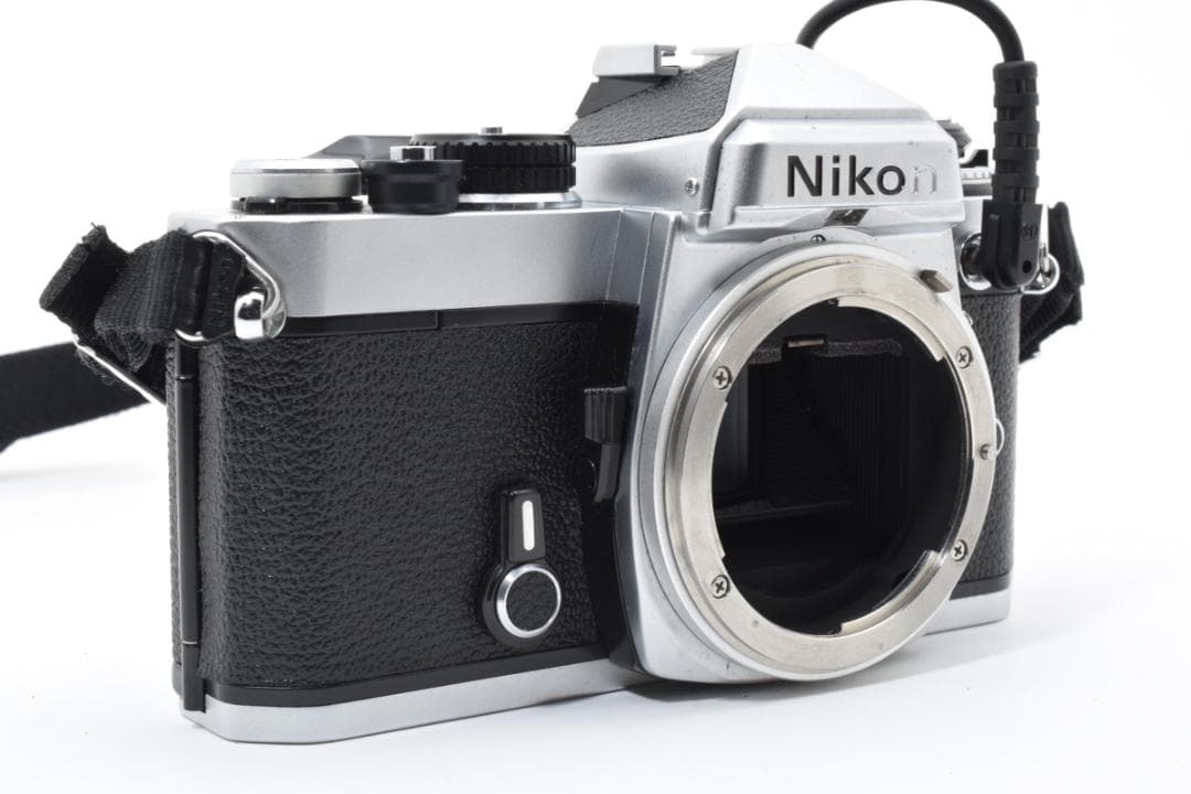 ★各部モルト張り替え済・美品★ ニコン Nikon FE ボディ #20947