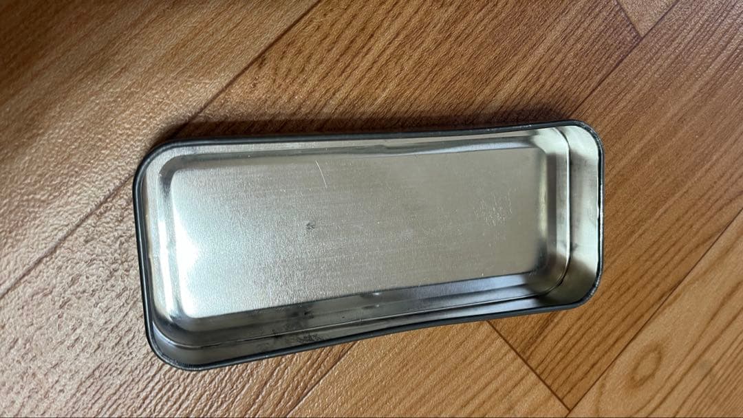 ワーナーブラザーズ キャラクター缶、バッグス・バニービンテージ 限定腕時計