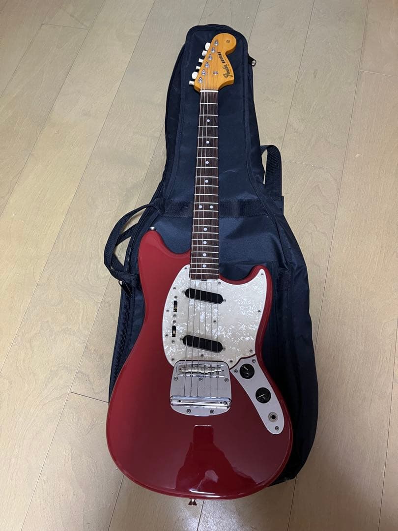 ギター Fender japan MG65 Mustang dacota red