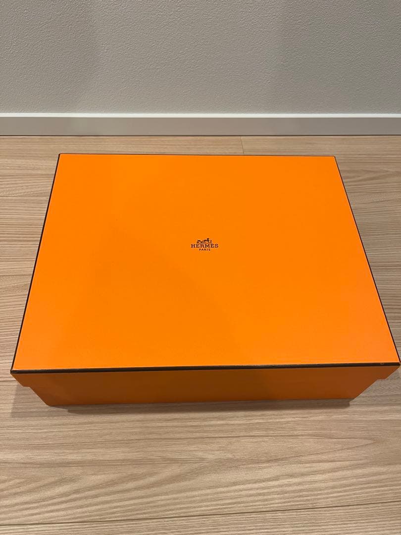 HERMES エルメス Box 空箱 元箱 ケリー25 ギフト箱 大きめ