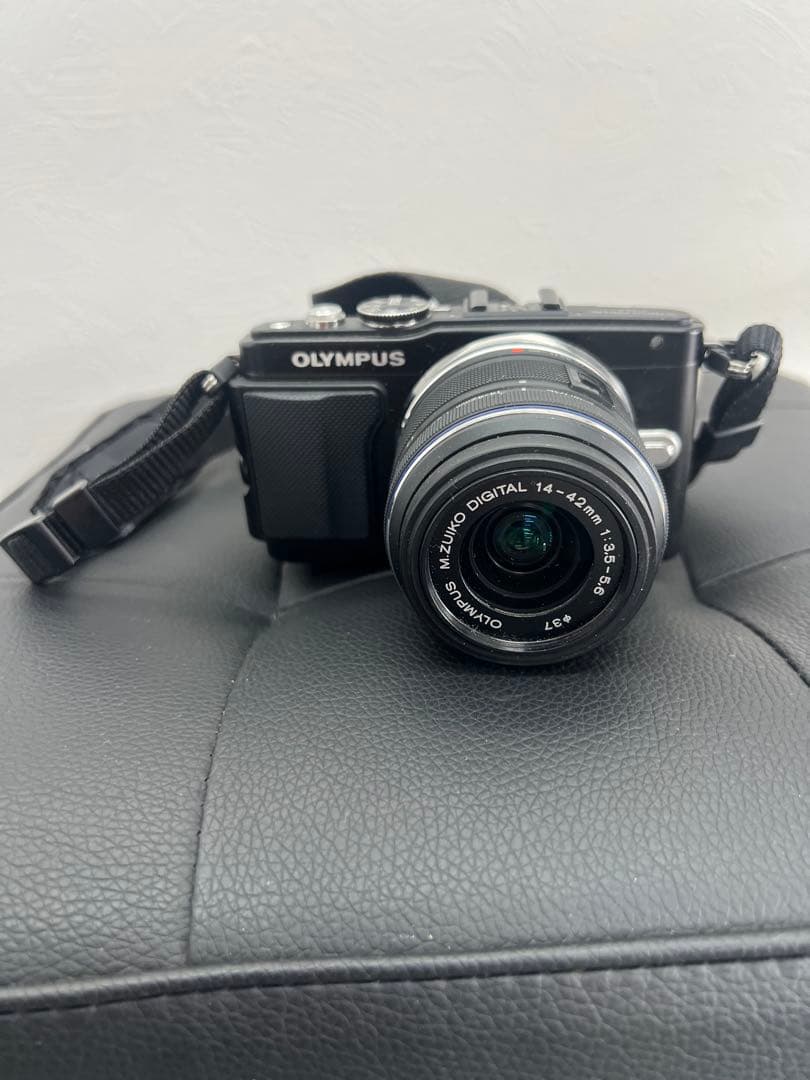 OLYMPUS E-PL5 ミラーレスカメラ 本体