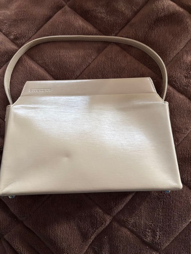 新品未使用 GIVENCHY フォーマルバッグ