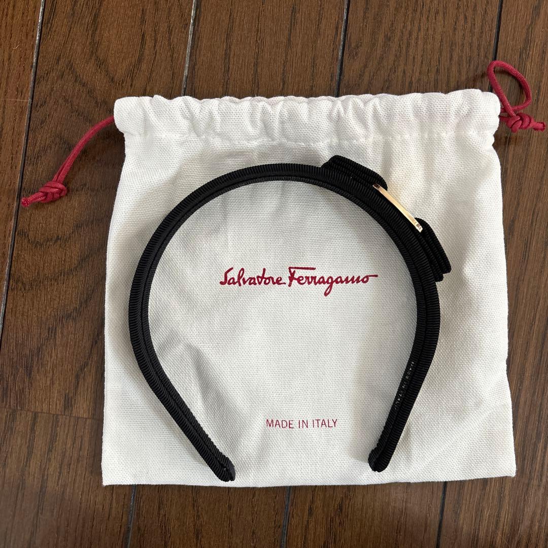 Salvatore Ferragamo ブラックヘアバンド