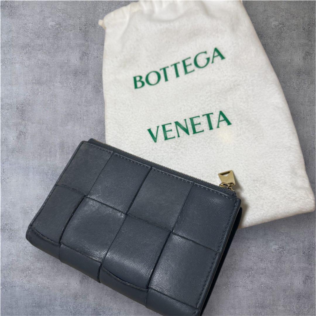 Bottega Veneta ミディアム　カセット　希少カラー: サンダー