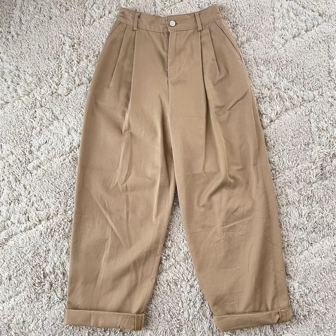 【TWW】ベージュ チノパン プリーツ入り　レディース