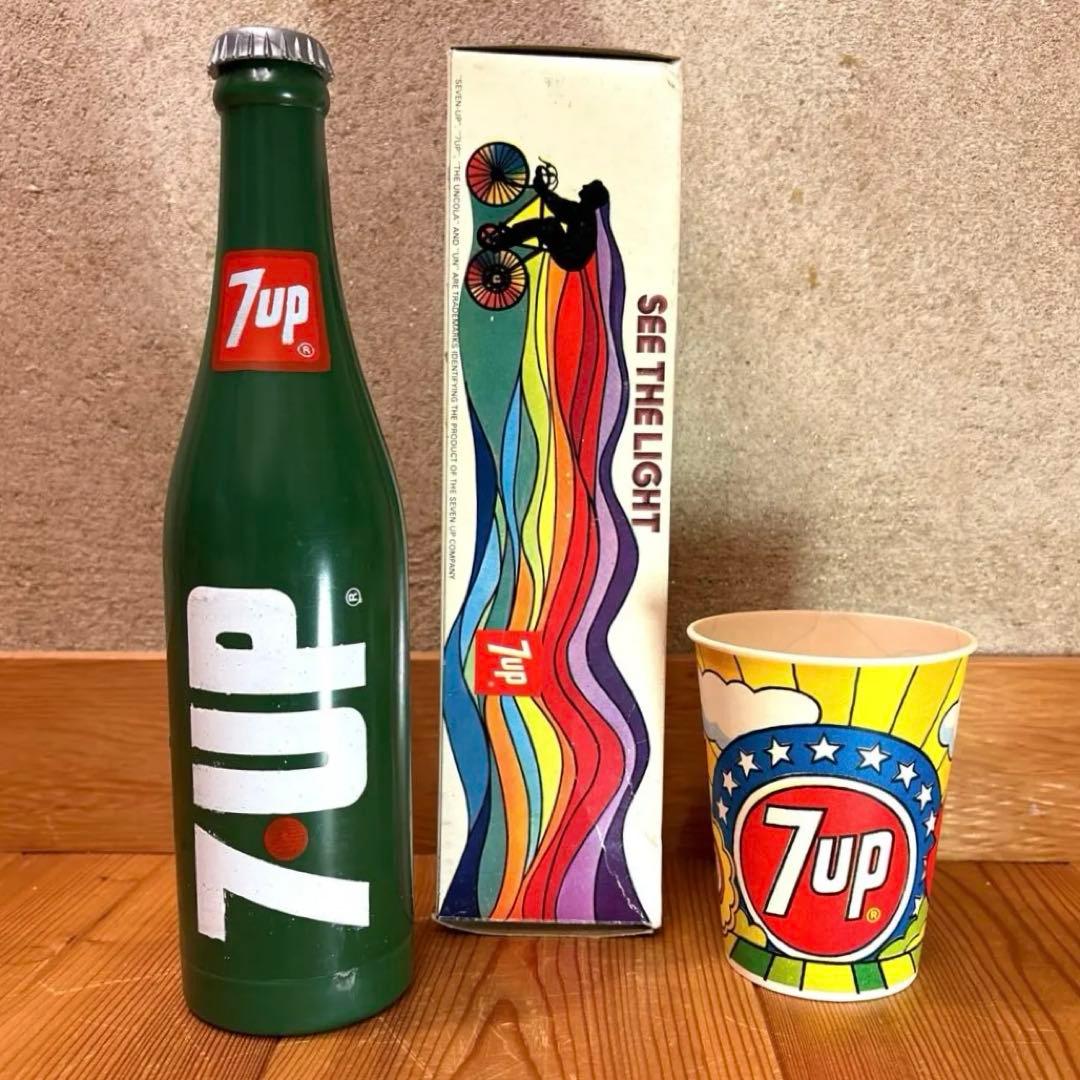 レア　60/70年代　セブンアップ　アドバタイジング　懐中電灯 紙コップ　7up
