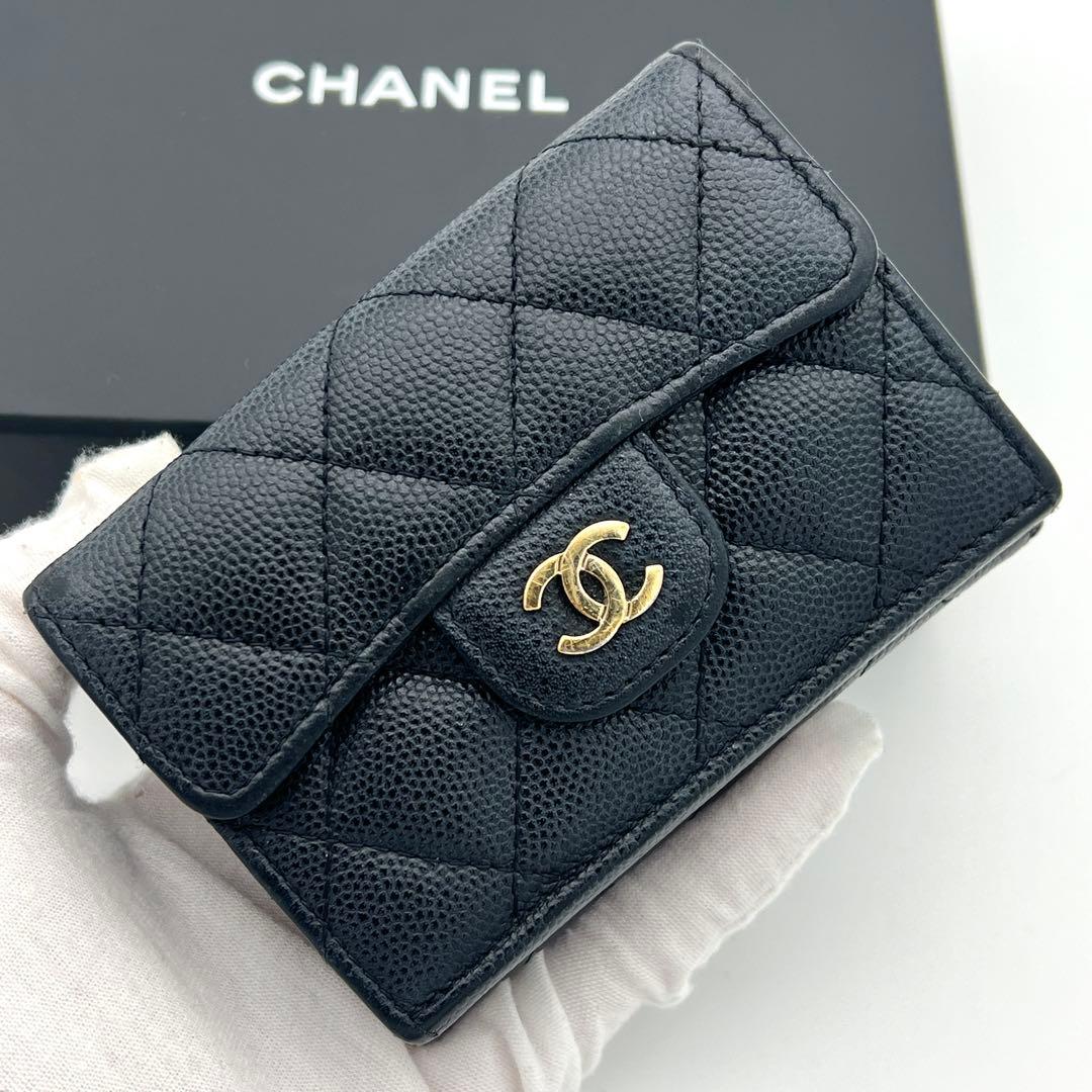 【極美品】シャネル マトラッセ キャビアスキン 三つ折り財布 ブラック 黒