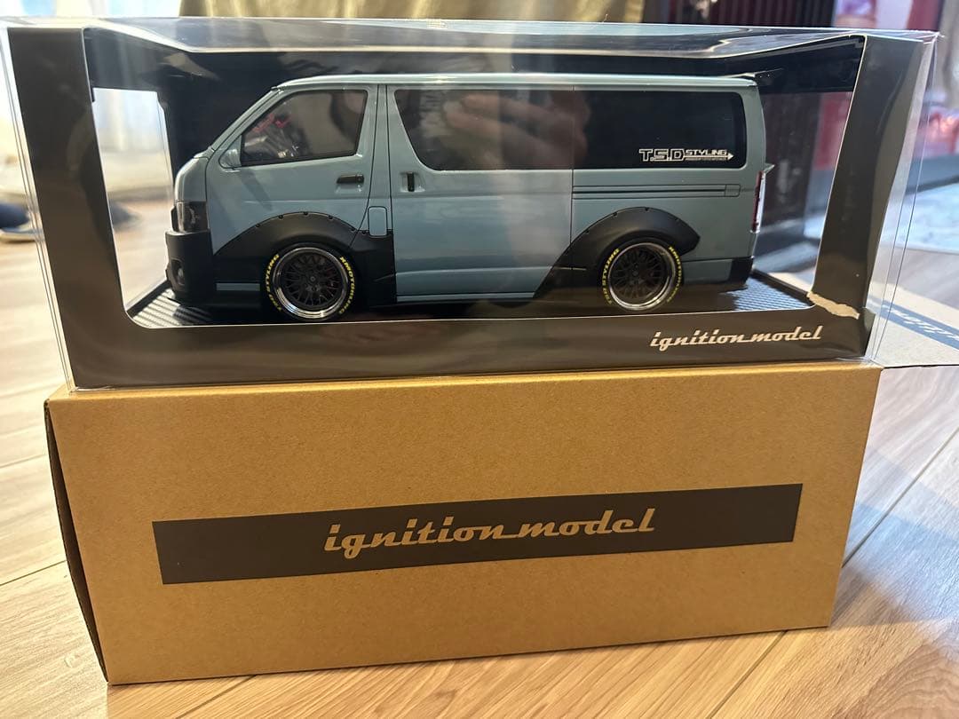 イグニッションモデル 1/18 T S D WORKS HIACE 　ハイエース