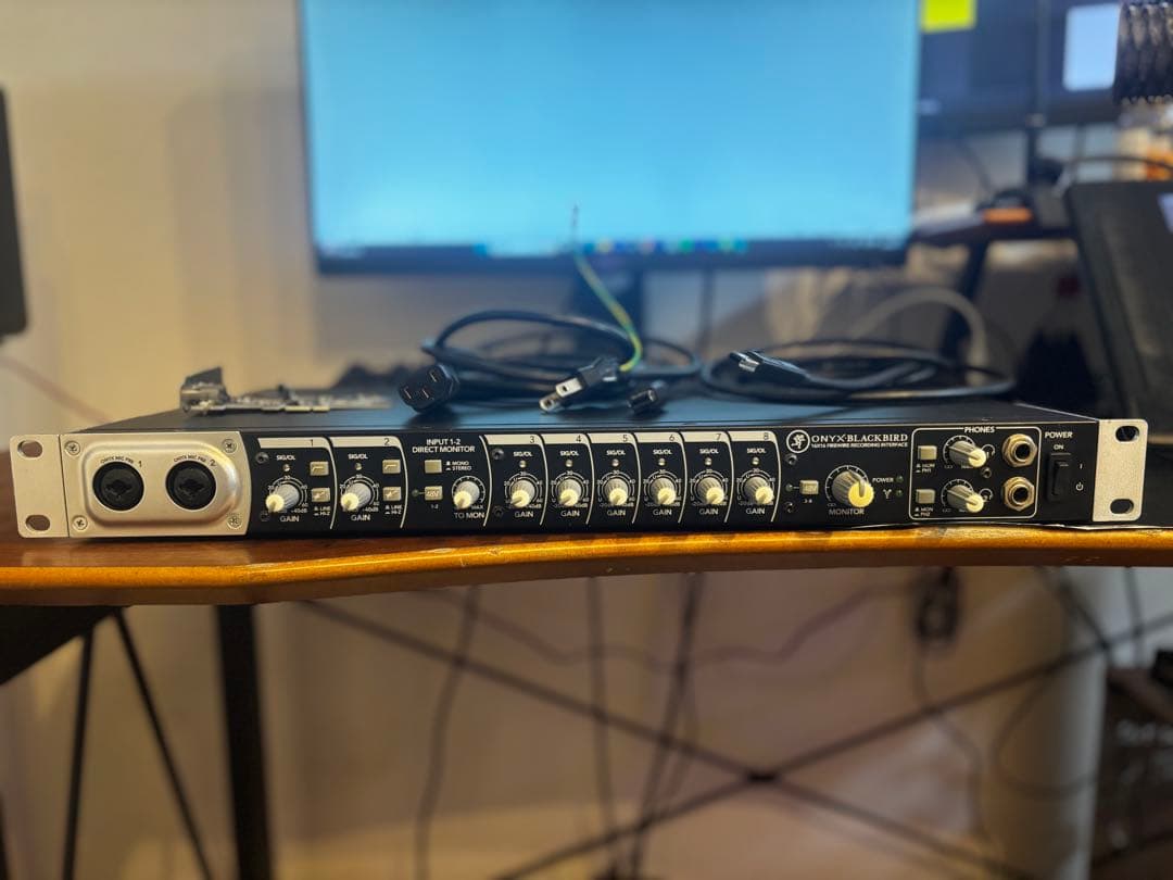 Mackie Onyx Blackbird (firewireカード付き)